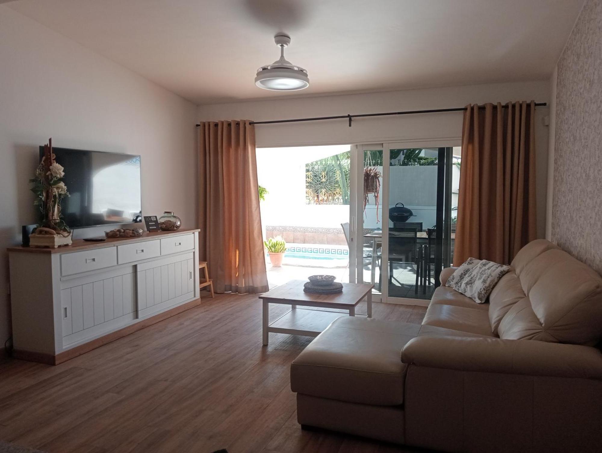 Beautiful Holiday Villa With Heated Private Pool, Los Cristianos Los Cristianos  Exterior photo